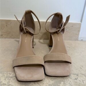 ANTONIO MELANI Beige Block Heel Sandals